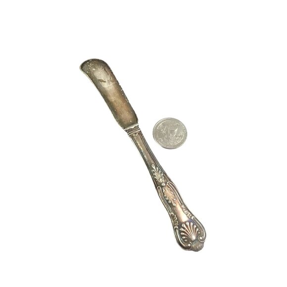 Antique Silver Plated Butter Knife With Ornate Handle 6 inch Length Vintage Flat - Picture 2 of 5